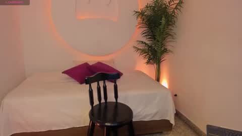 kaelswitch online show from December 20, 9:00 pm