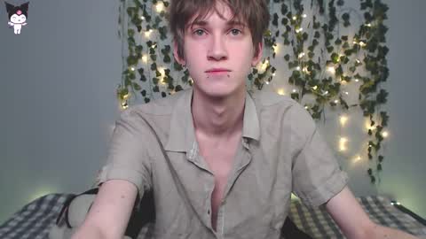 slutkai online show from December 14, 10:39 pm