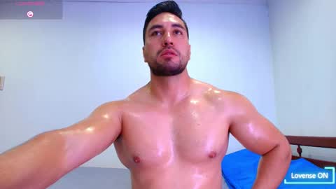 Thomas online show from March 12, 10:39 pm