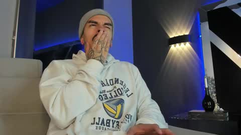 Kale online show from November 17, 11:46 am