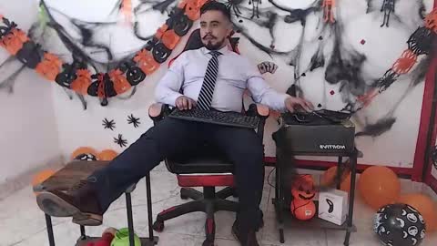 Kaleth online show from October 21, 8:55 pm