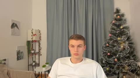 kanvalkyrie online show from December 19, 9:01 pm