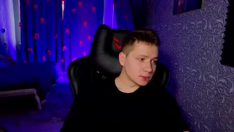 karl night online show from February 25, 8:15 am