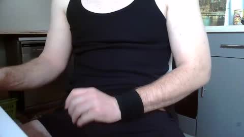 Kev online show from February 9, 8:44 am