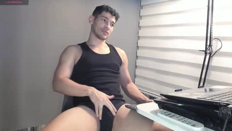 Kayn online show from December 18, 2:07 am