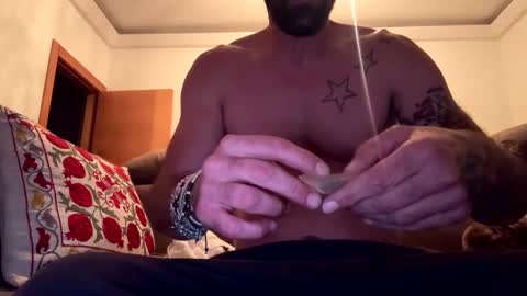 keexxx690900 online show from May 21, 10:58 pm