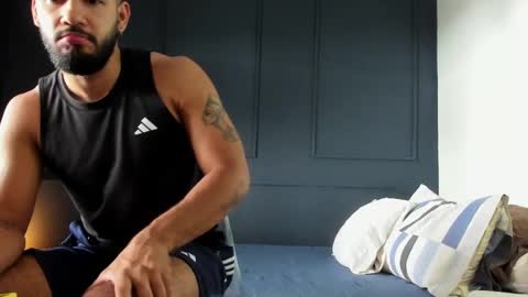 Keith  online show from December 7, 4:14 pm