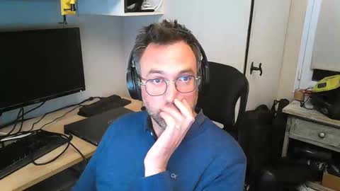 Snapshot of kelvin06133 chatting on March 8, 10:45 pm kelvin06133 online show from March 8, 10:45 pm