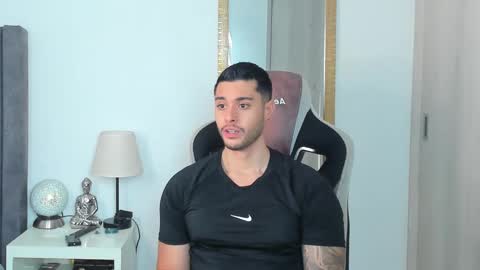 ken_mailik online show from March 3, 6:15 pm