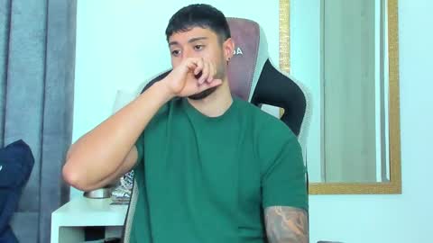 Snapshot of ken_mailik chatting on September 21, 5:35 pm ken_mailik online show from September 21, 5:35 pm
