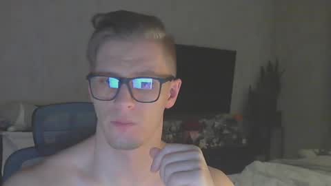 Kenly online show from January 26, 3:27 am