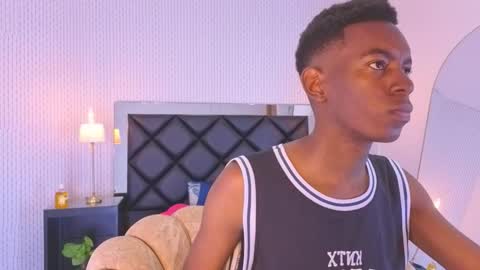 Kenneth smisth online show from December 17, 3:47 am