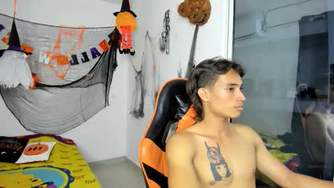 kenshi_roa online show from November 18, 6:39 am