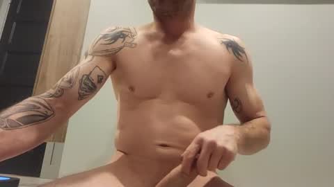 kenw34 online show from December 11, 9:44 pm