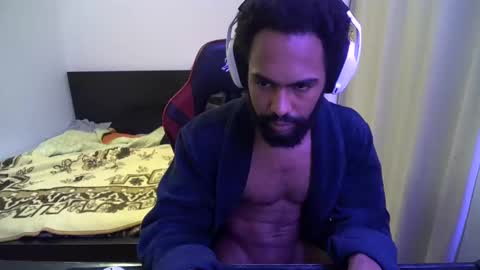 kevi4 online show from February 15, 8:45 pm