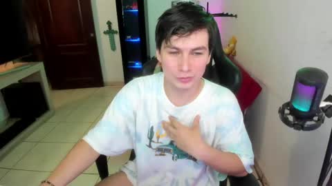 Kevin online show from May 20, 11:44 pm