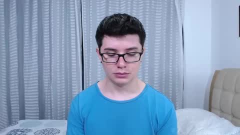 Kevin online show from November 16, 9:39 pm