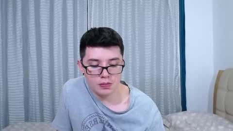 Kevin online show from November 28, 2:15 am