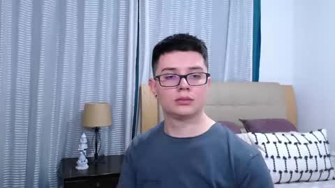 Kevin online show from March 13, 1:02 am