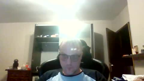 kevintje031987 online show from December 31, 6:48 am