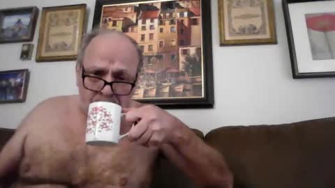 Kent online show from November 5, 9:39 pm