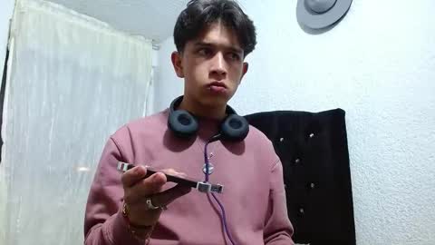 Adrian  Chlloe online show from September 30, 2:40 am