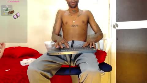 Kilian xxx online show from October 18, 9:25 am