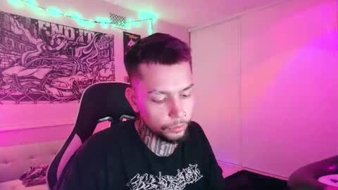 Kenny online show from February 27, 3:18 am