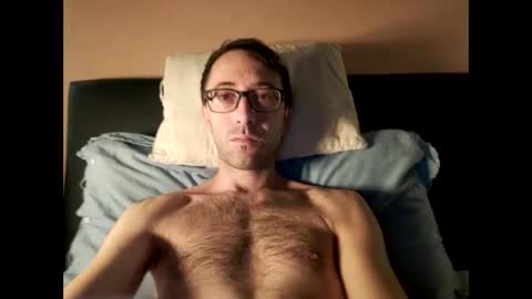 kingstoned online show from October 31, 11:24 am