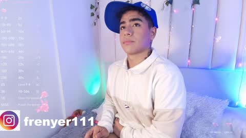 king  help me reach 100 likes online show from January 26, 9:07 pm