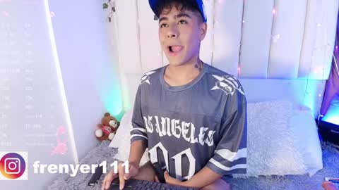 king  help me reach 100 likes online show from January 31, 3:20 am