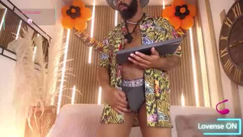 Snapshot of king_mallik chatting on October 16, 2:47 pm Malik online show from October 16, 2:47 pm