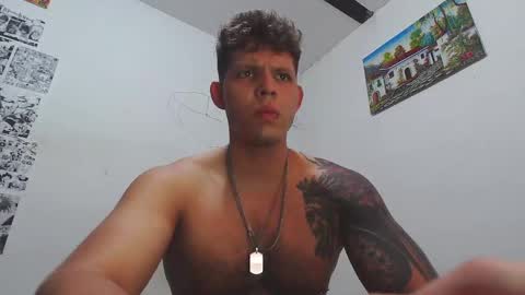 king_russo online show from February 8, 8:32 pm