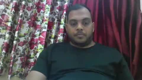 kingalpines1 online show from February 11, 6:35 pm