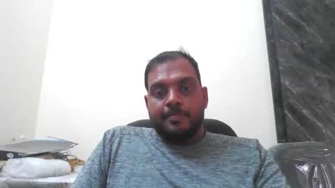 kingalpines1 online show from March 2, 6:47 am