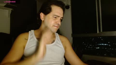 Snapshot of kingcat420 chatting on December 13, 4:43 am Jake online show from December 13, 4:43 am