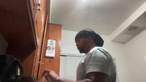 KingDaBiggest online show from April 14, 7:52 am