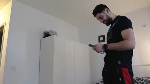 KingKarlos  online show from March 5, 12:55 pm