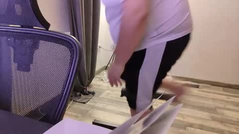 Marti online show from November 25, 5:37 pm