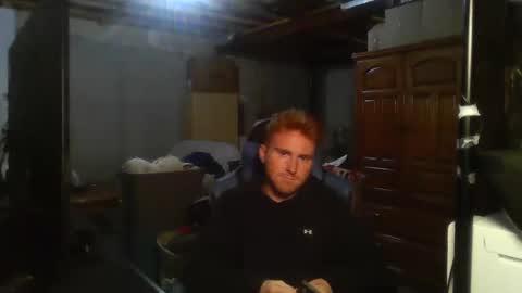 Snapshot of kingoffootfetish chatting on September 23, 6:46 am Master  King Tommy online show from September 23, 6:46 am
