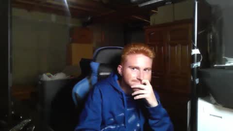 Snapshot of kingoffootfetish chatting on September 11, 6:34 am Master  King Tommy online show from September 11, 6:34 am