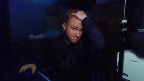 Snapshot of kingoffootfetish chatting on September 22, 4:56 am Master  King Tommy online show from September 22, 4:56 am