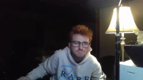 Snapshot of kingoffootfetish chatting on January 15, 4:57 am Master  King Tommy online show from January 15, 4:57 am