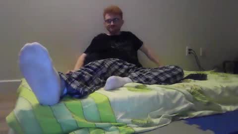 Snapshot of kingoffootfetish chatting on February 12, 5:37 am Master  King Tommy online show from February 12, 5:37 am