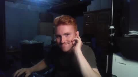 Snapshot of kingoffootfetish chatting on September 18, 7:21 am Master  King Tommy online show from September 18, 7:21 am