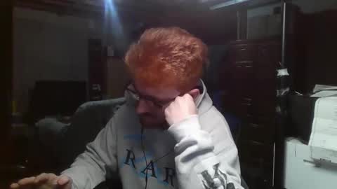 Snapshot of kingoffootfetish chatting on February 20, 2:07 am Master  King Tommy online show from February 20, 2:07 am