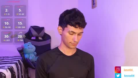  A L E X  online show from November 13, 4:39 am