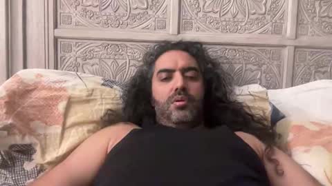 Snapshot of kinkyman16 chatting on October 11, 9:35 am kinkyman16 online show from October 11, 9:35 am