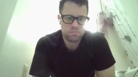 kinkystrides online show from November 16, 11:18 pm