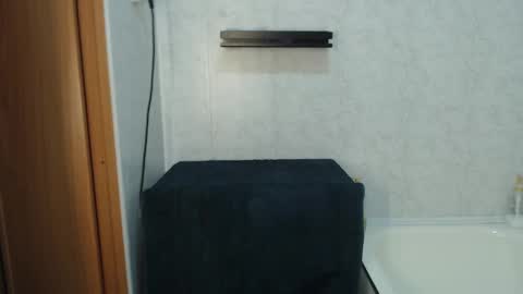 kittysweety_alex1 online show from December 19, 9:17 pm